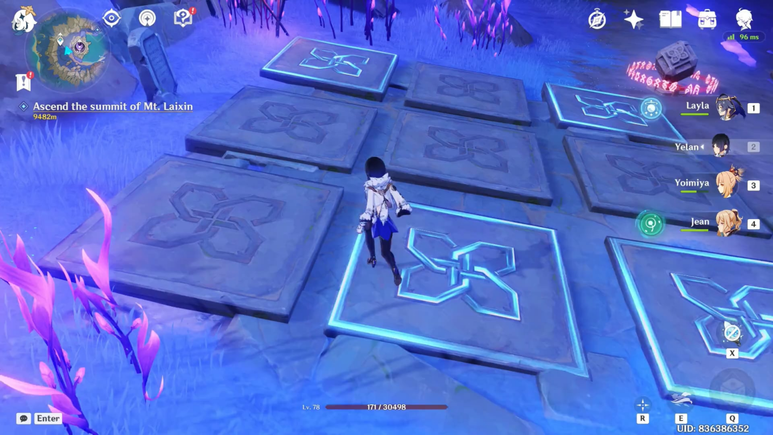 イェンは誤ってトーチに登って死亡する