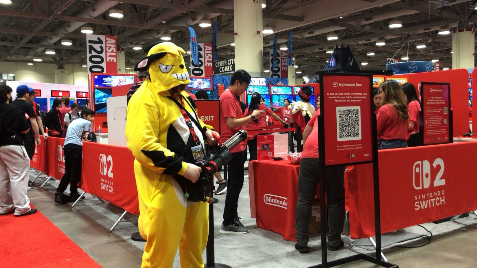Grizzboltは、Fan Expo Canada 2025でビッグNのブースを撮影します！
