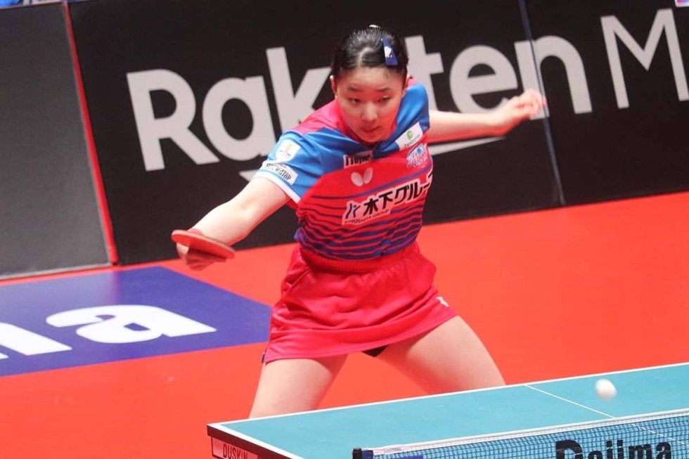 張本美和 がフルゲームの激闘制しKA神奈川を首位に導く アジア選手権帰りも連勝の17歳エースは「Tリーグは楽しい」 | 卓球 | スポーツブル (スポブル) 張本美和 がフルゲームの激闘制しKA神奈川を首位に導く アジア選手権帰りも連勝の17歳エースは「Tリーグは楽しい」 | 卓球 | スポーツブル (スポブル)