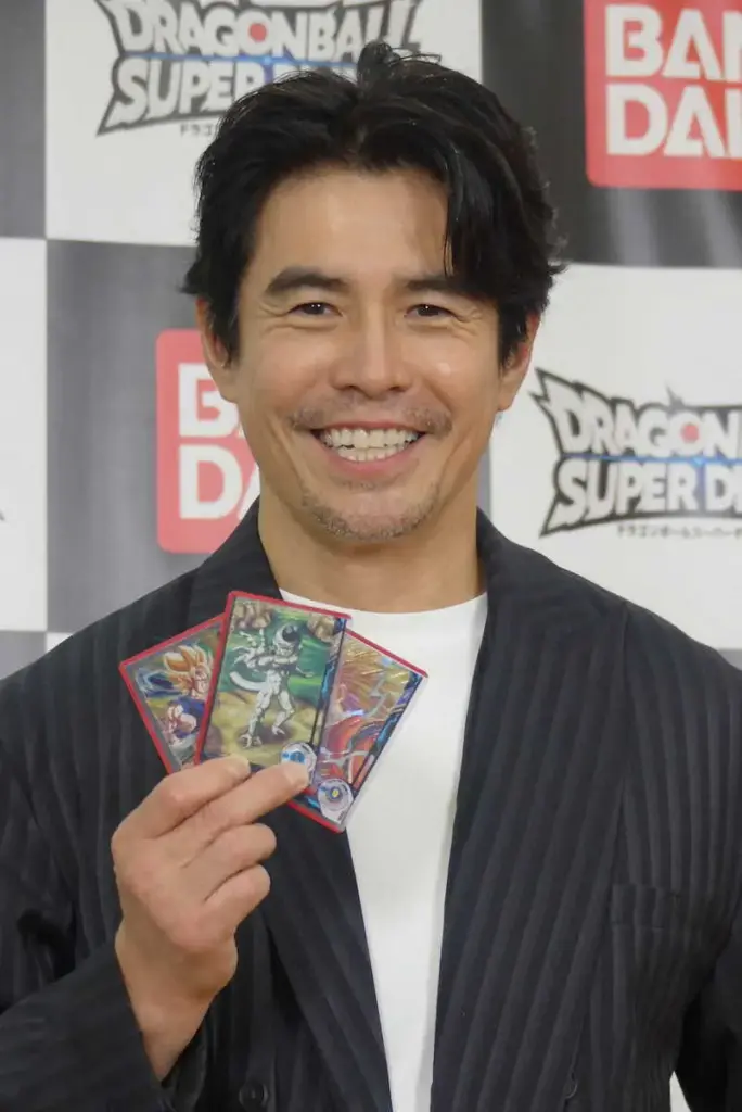 伊藤英明 親子で溺愛するゲームの1周年でフリーザへの愛がさく裂「姑息な所も魅力」 – スポニチ Sponichi Annex 芸能 伊藤英明 親子で溺愛するゲームの1周年でフリーザへの愛がさく裂「姑息な所も魅力」 - スポニチ Sponichi Annex 芸能