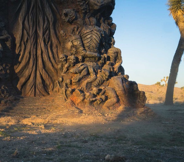 新作ゲームのヒント？The Game Awards司会者が「禍々しい物体」の写真を投稿。考察盛り上がる | Game*Spark