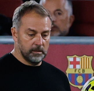 バルセロナのフリック監督（AP）