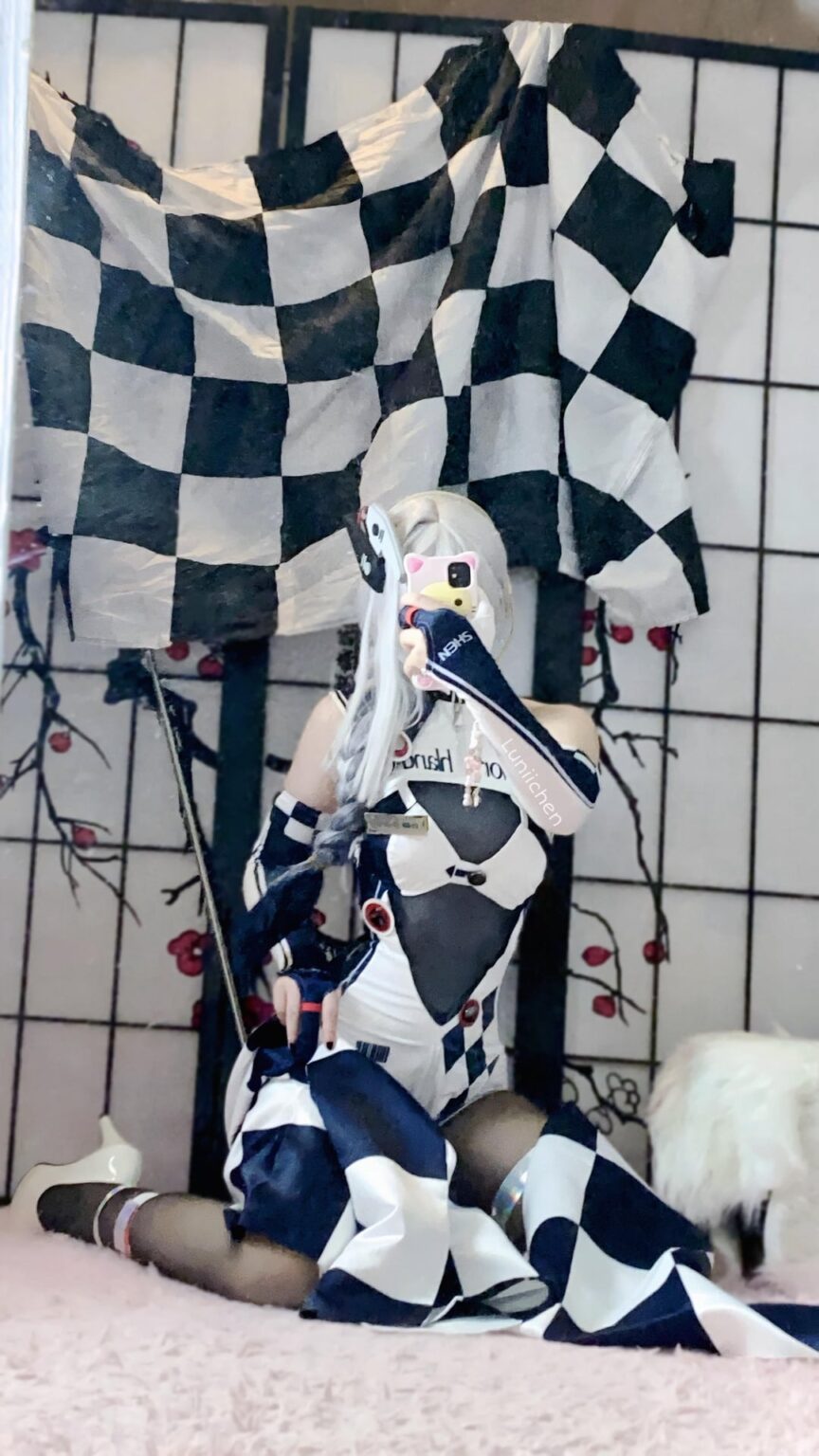 私のレーシングシェンヘコスプレ!