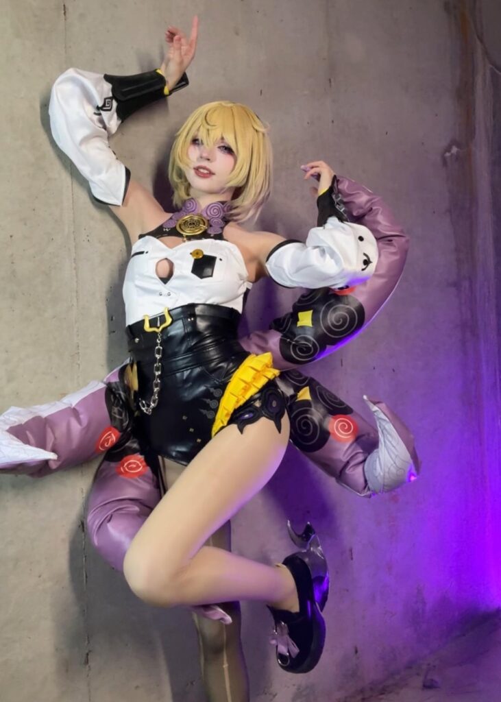 私のイダリ コスプレ