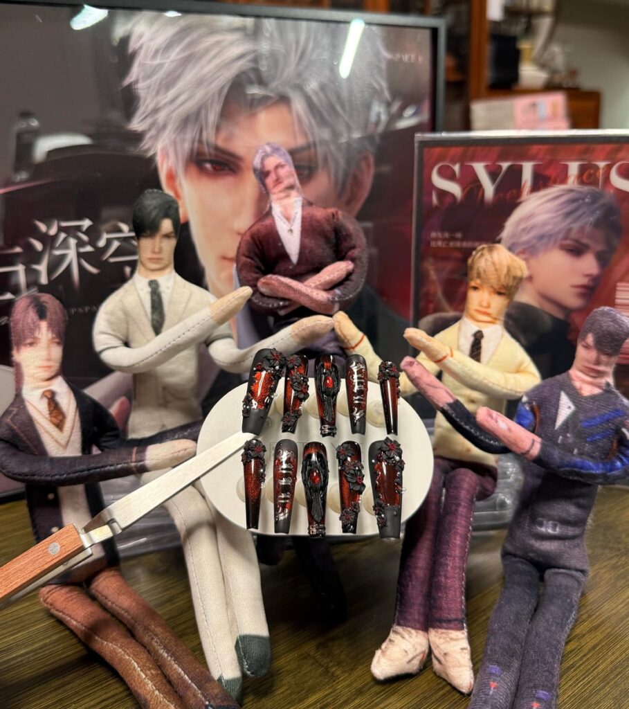 Sylusのネイルをプレスしました！