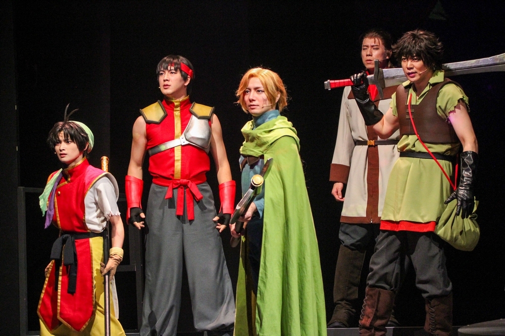 舞台『幻想水滸伝-門の紋章戦争篇-』舞台写真