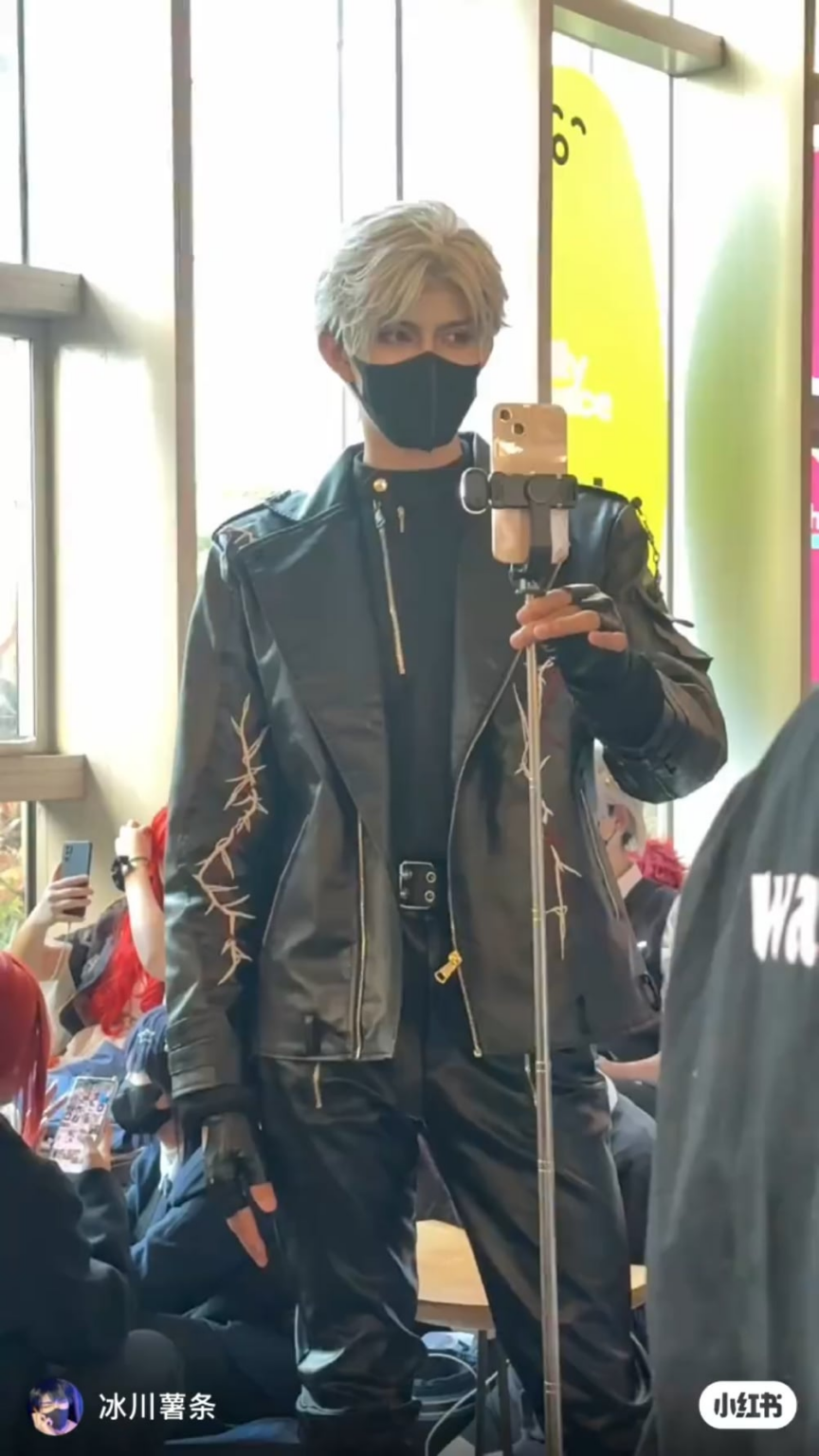 シルススス❤️彼はとてもかわいいです