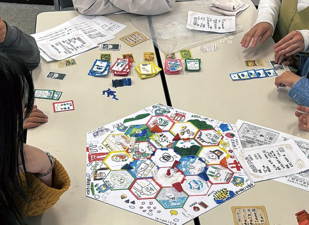 市立図書館 世代超えボードゲーム楽しむ 申込不要・参加費無料 | さがみはら中央区