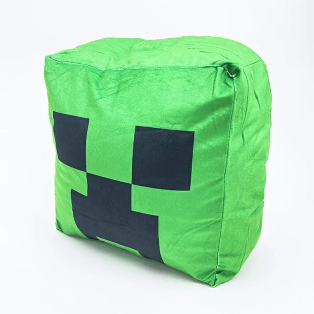 マイクラファンなら絶対に欲しくなる。ゲームに登場するあのキャラクターやアイテムのクッションです。 | Perfect World Tokyo