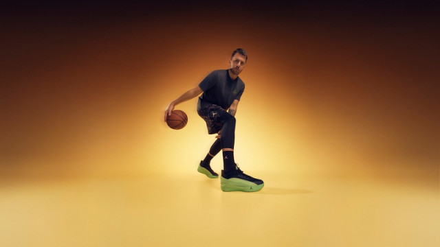 ゲームを支配しろ ジョーダン ブランド、ルカ・ドンチッチの最新シグネチャーシューズ「ルカ 5」発表(CAGE)|dメニューニュース(NTTドコモ) ゲームを支配しろ ジョーダン ブランド、ルカ・ドンチッチの最新シグネチャーシューズ「ルカ 5」発表