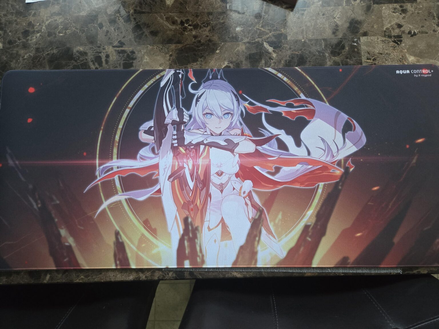 フラミシオンのヘルッシャー マウスパッド