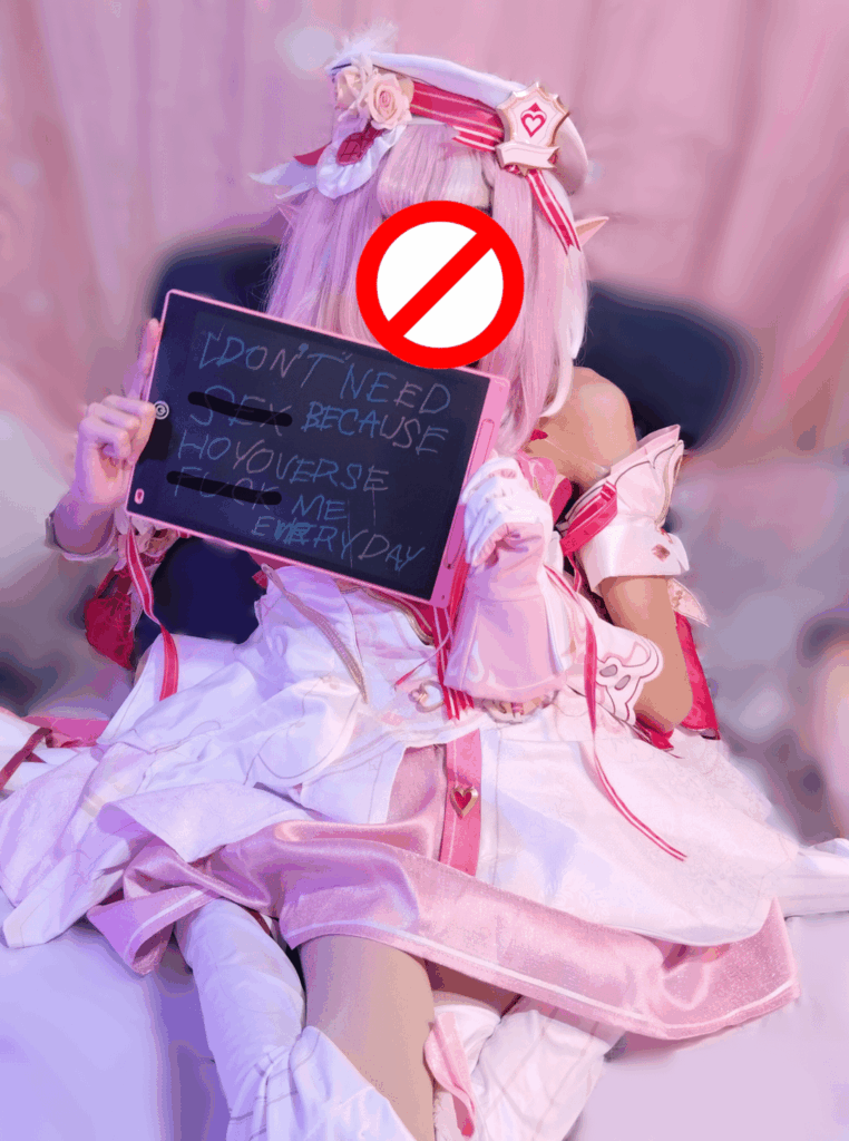 ミームのためにエリシアのコスプレをしているだけです