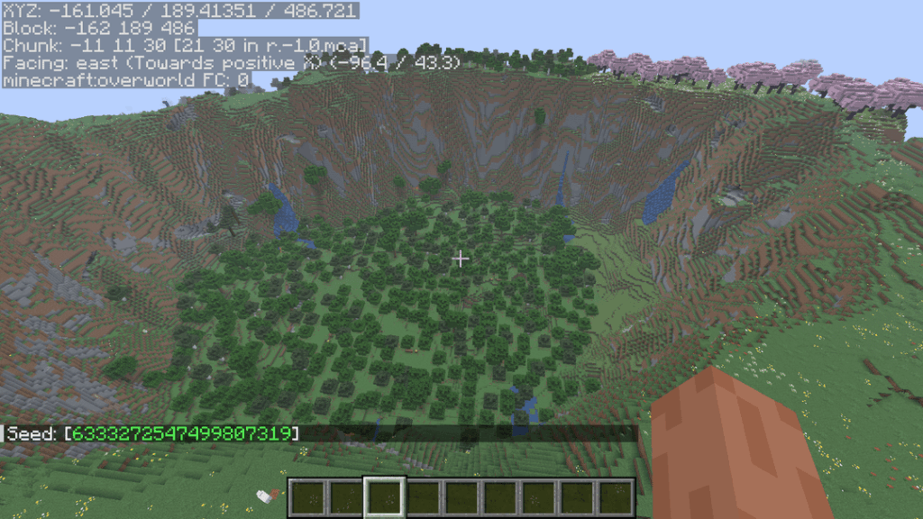 草原と桜林に囲まれた涼しい森