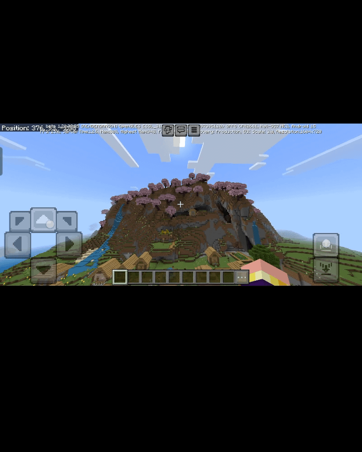 このシードでは、表面スポナーのある村、村の鐘の真下にある要塞、村のある桜の山（試練のチェンバーと海の記念碑）シード: -1087395120が表示されます。