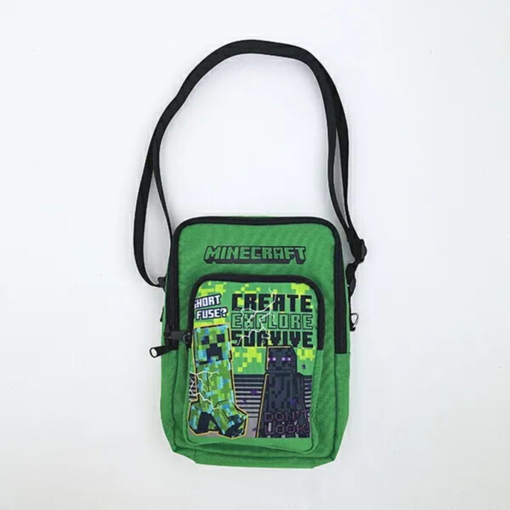 マイクラファン必見！マイクラのゲームの世界観がしっかりデザインされたバッグです。 | Perfect World Tokyo