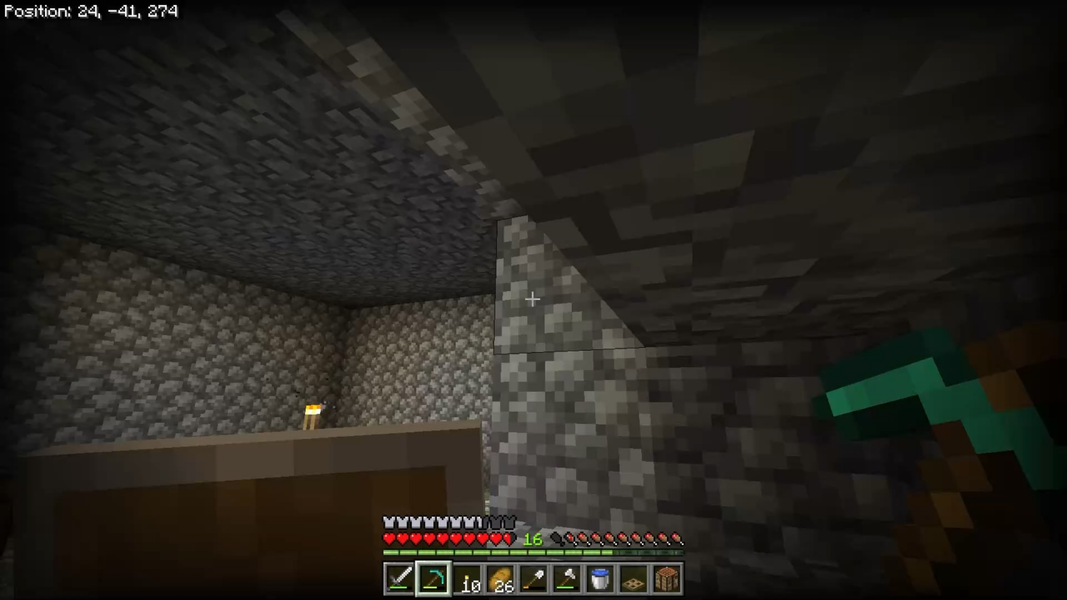 隣り合った 3 つのダンジョン