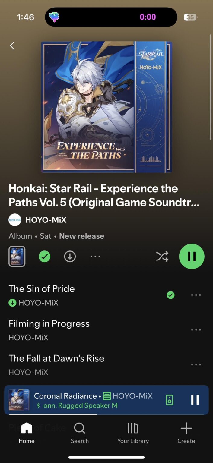 アルバムジャケットでもファイノンを苦しめるホヨ