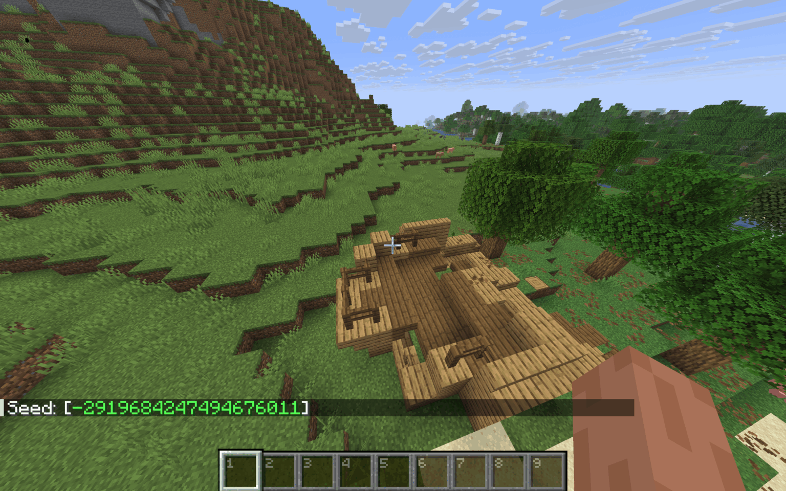 平原バイオームで見つかった難破船。シード:- -2919684247494676011