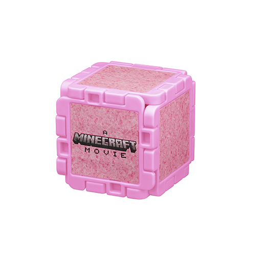 画像ギャラリー No.004のサムネイル画像 / 「マインクラフト ザ・ムービー」「ちいかわ」のハッピーセットが5月16日からマクドナルドに登場。フィギュア型おもちゃなどを展開