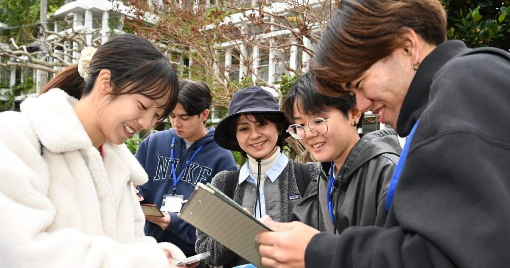 学生と担当、ゲームで交流 県内4企業 那覇で新たな就活イベント 学生と担当、ゲームで交流 県内4企業 那覇で新たな就活イベント
