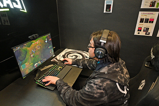 画像ギャラリー No.005のサムネイル画像 / 今どきはゲームも立派なお習い事？　「LoL」を“eスポーツスクール”でコーチングしてもらってきた体験記