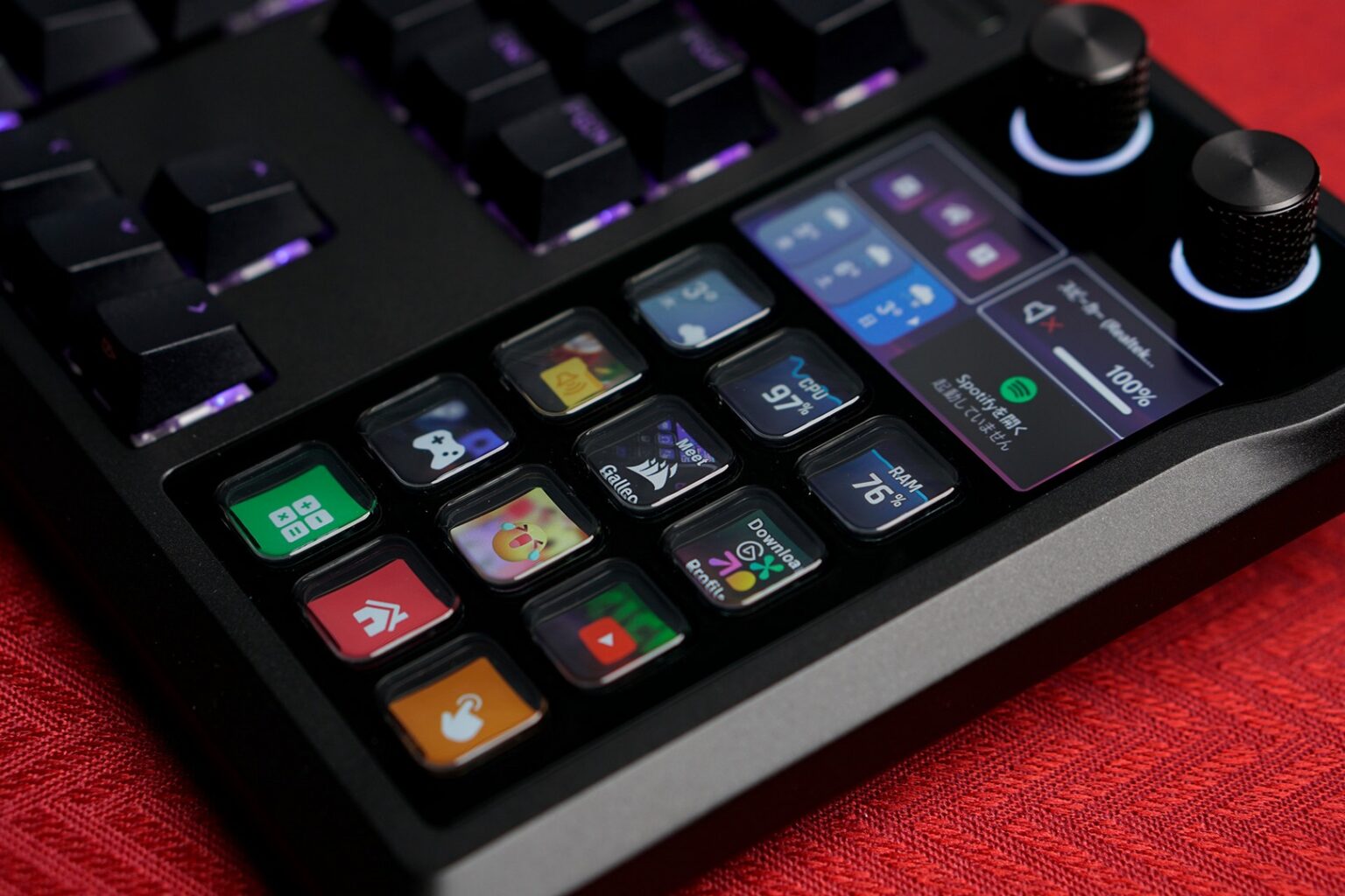 【Hothotレビュー】ゲーム市場でも覇権を握るか？Stream Deck内蔵のCORSAIRキーボードを試す - PC Watch