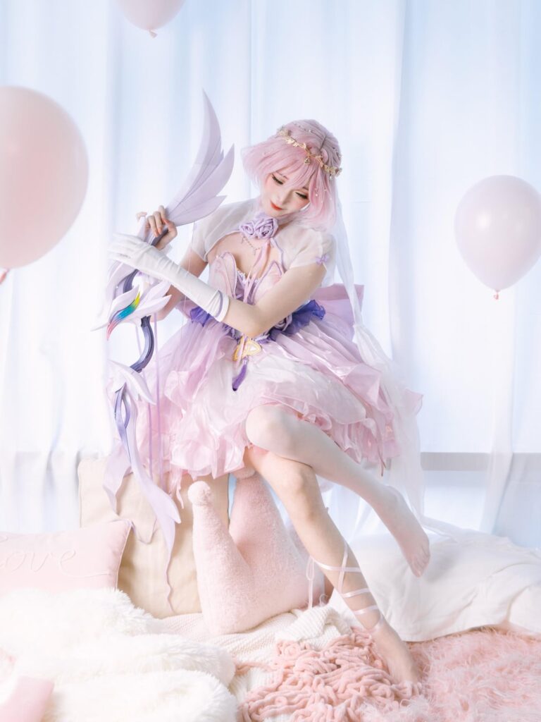 私のエリシアコスプレ〜