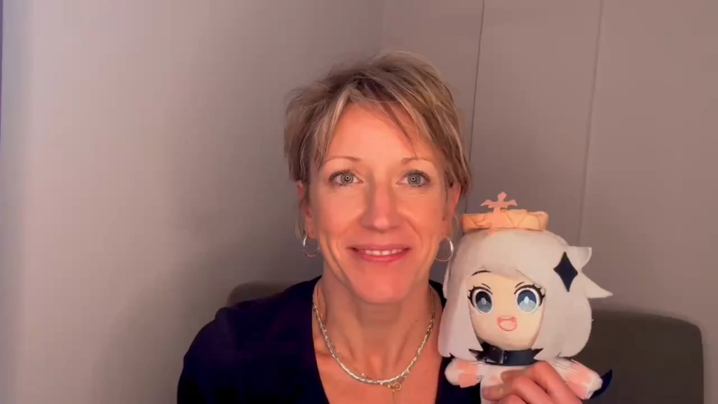 パイモンの退役軍人ペネロペ・ローリンズが幸せなバレンタインデーをお祈りします