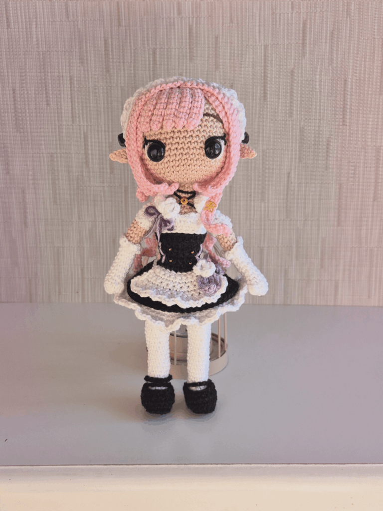 メイドエリシアを編みました