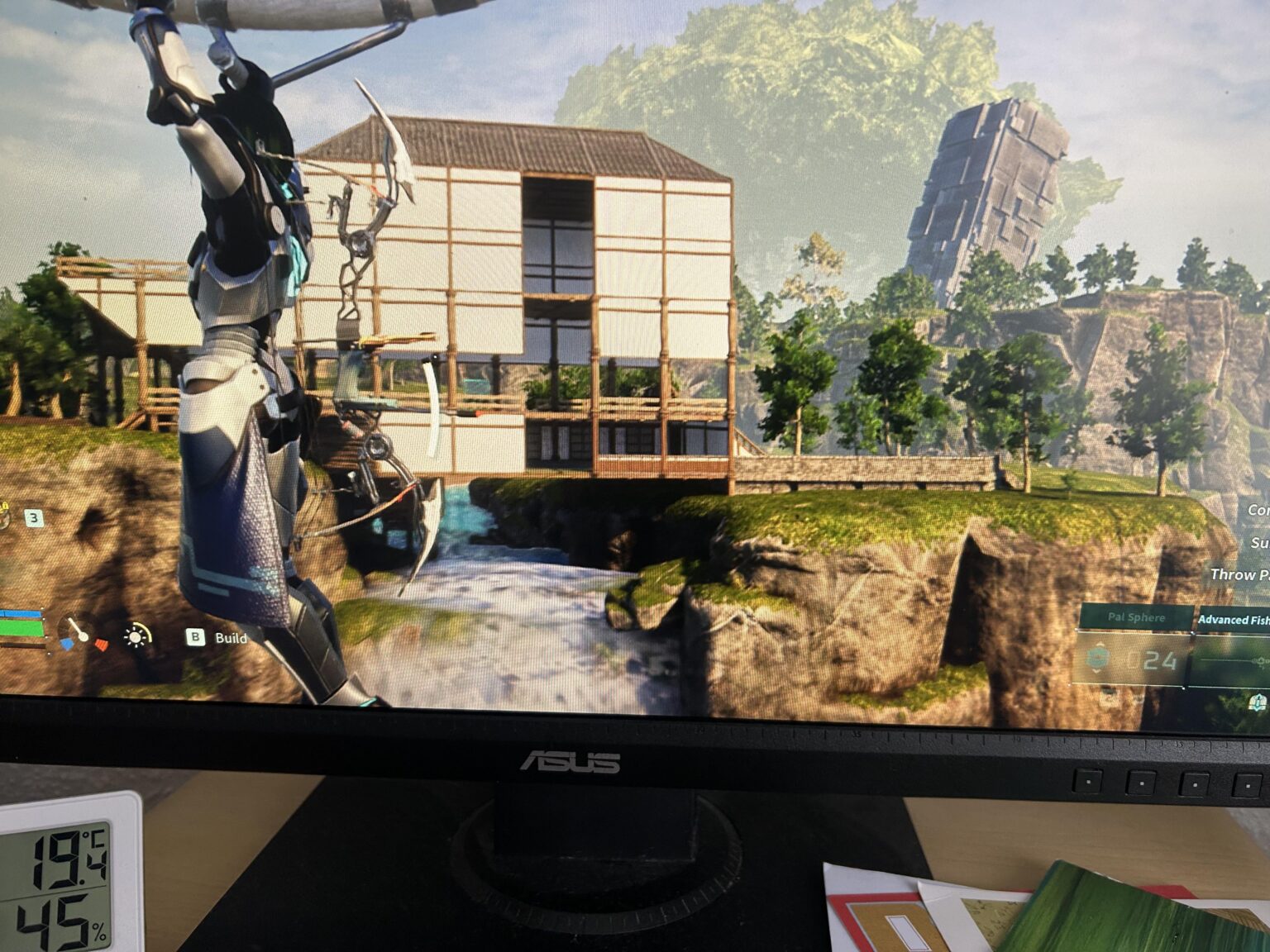 フェンスや壁がそこに留まらないのはなぜですか?