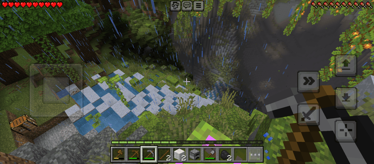 近くの緑豊かな洞窟