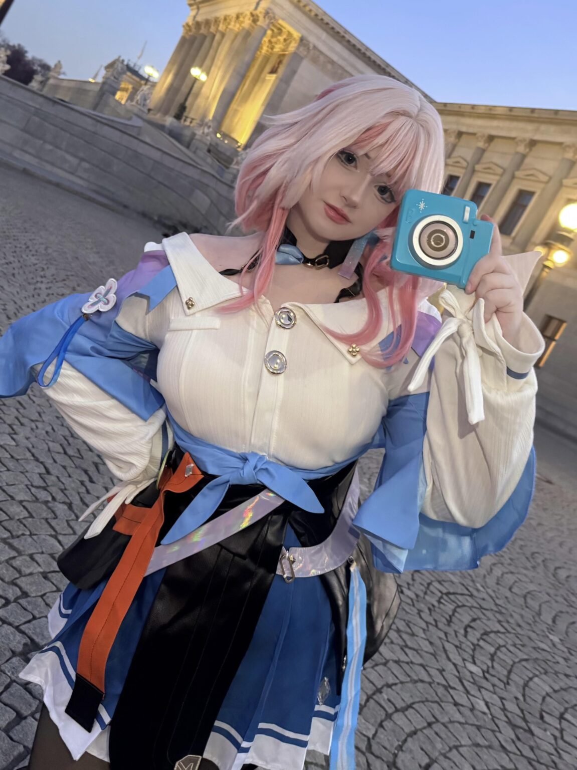 私のアップグレードされた3月7日のコスプレ