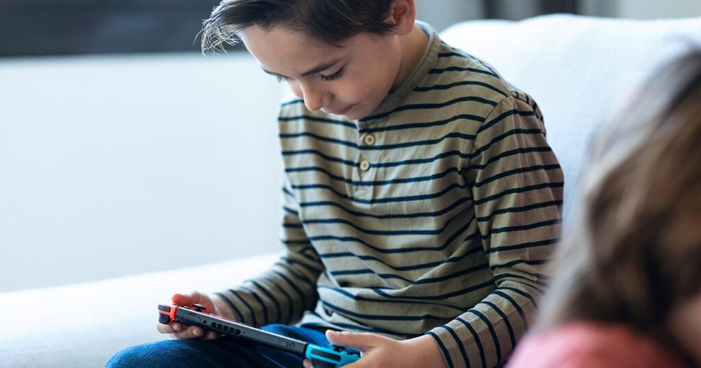 「ゲームおしまい！」と何度言ってもやめない子に効くスゴい一言〈再配信〉 | 子育てベスト100 | ダイヤモンド・オンライン