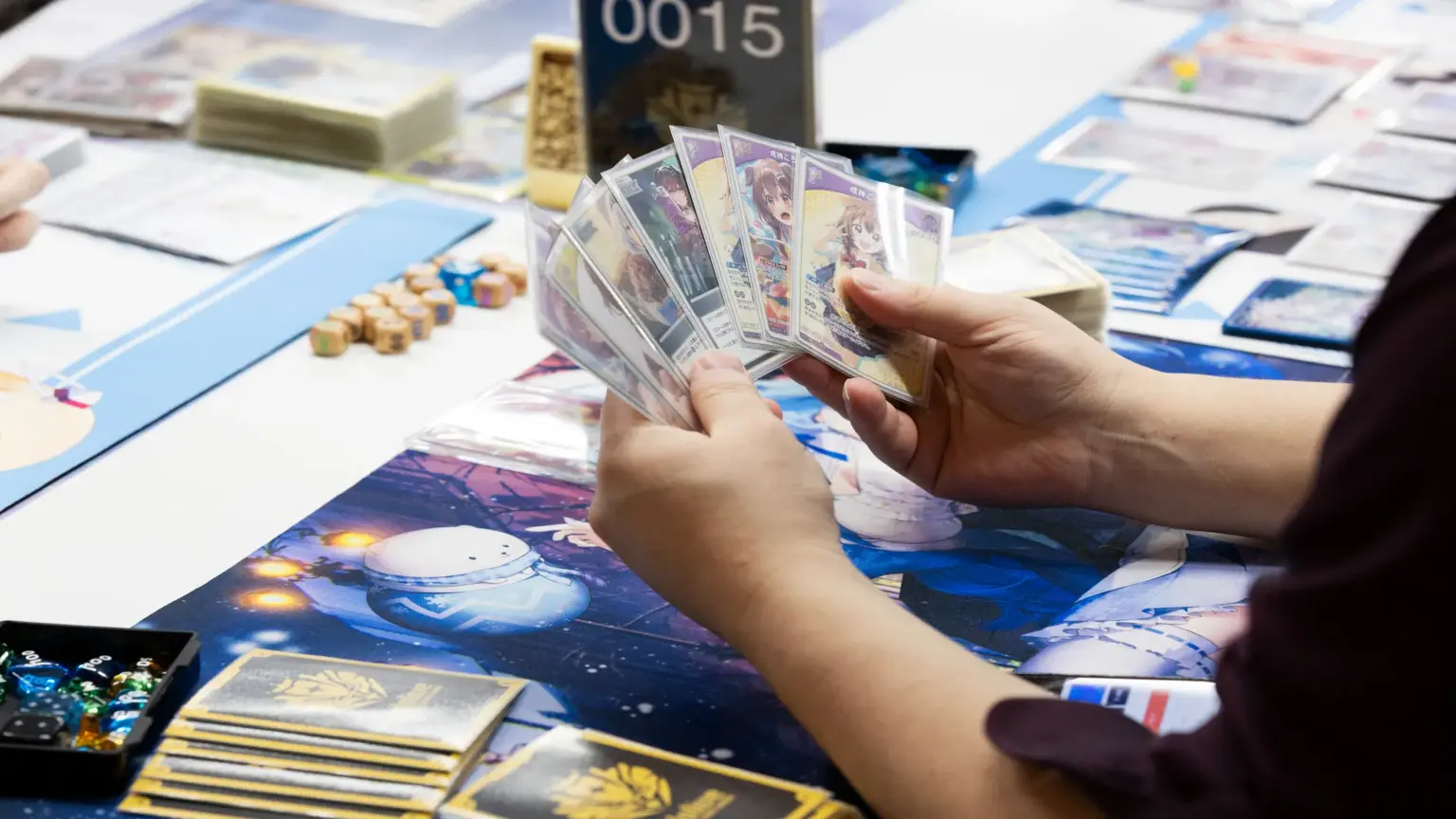 「第1回ホロカショップ店員交流会」レポート　TCG市場における『hololive OFFICIAL CARD GAME』の現在地 | COVERedge
