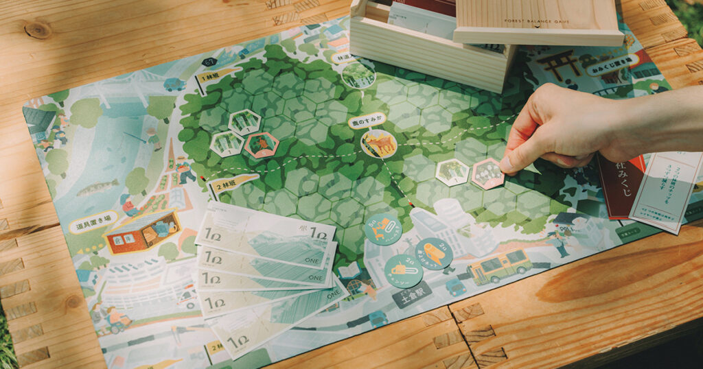 専門用語も学べる“林業ボードゲーム”、オフグリッドの宿も!日本から世界へ広げる「生物多様性への取り組み」(FRaU編集部) | FRaU the Earth 専門用語も学べる“林業ボードゲーム”、オフグリッドの宿も!日本から世界へ広げる「生物多様性への取り組み」(FRaU編集部) | FRaU the Earth