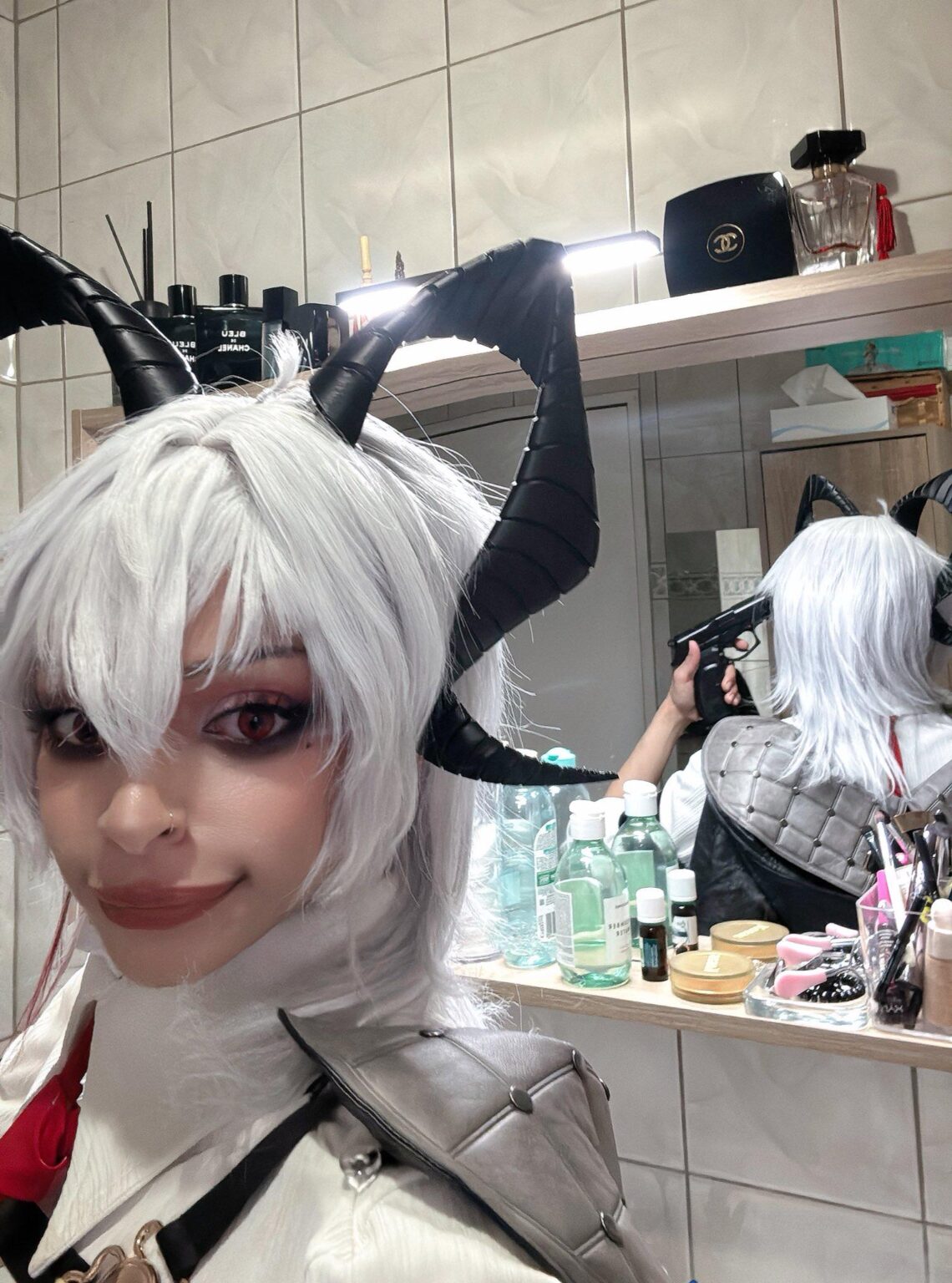 そのミームですが、ザニのコスプレをしています（自分自身）