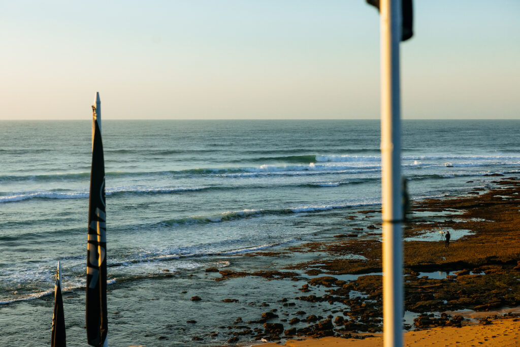 「エアーゲームでもターンのクオリティの差が出た」 - F+ | THE SURF NEWS「サーフニュース」