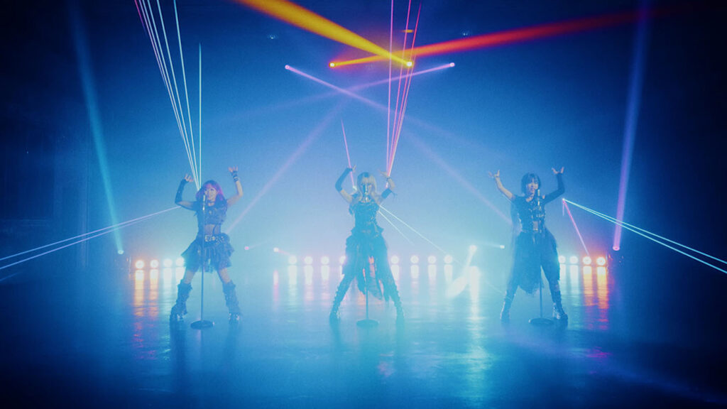 ClariS、新体制初のライブツアー開幕！新曲「Revive」MVをステージ上でサプライズ解禁 | SPICE - エンタメ特化型情報メディア スパイス