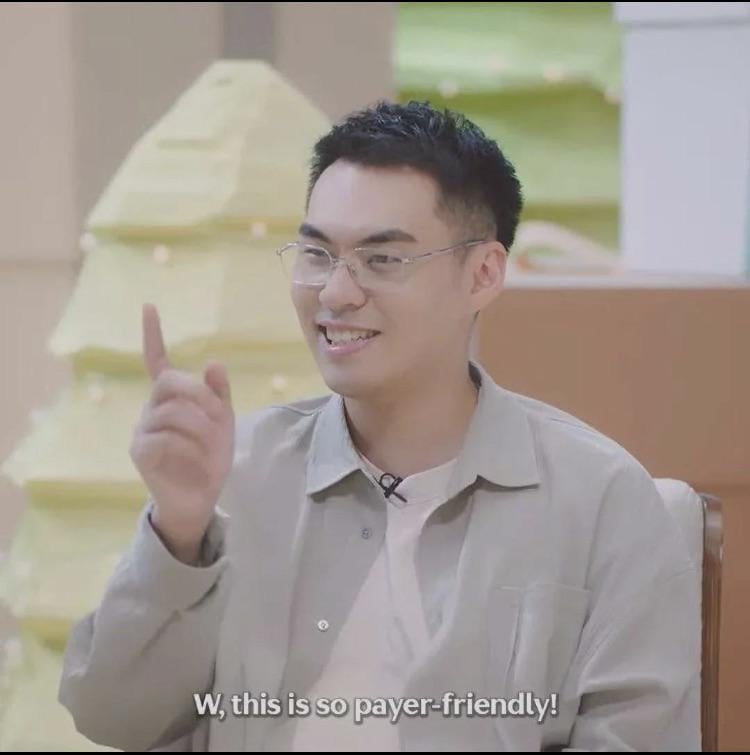 ストリームは 2 時間以内なので、何を期待していますか?このようなミームがまた登場するという誇大宣伝や希望はありますか？それとも油を塗ったカンテレラのコスプレでしょうか？