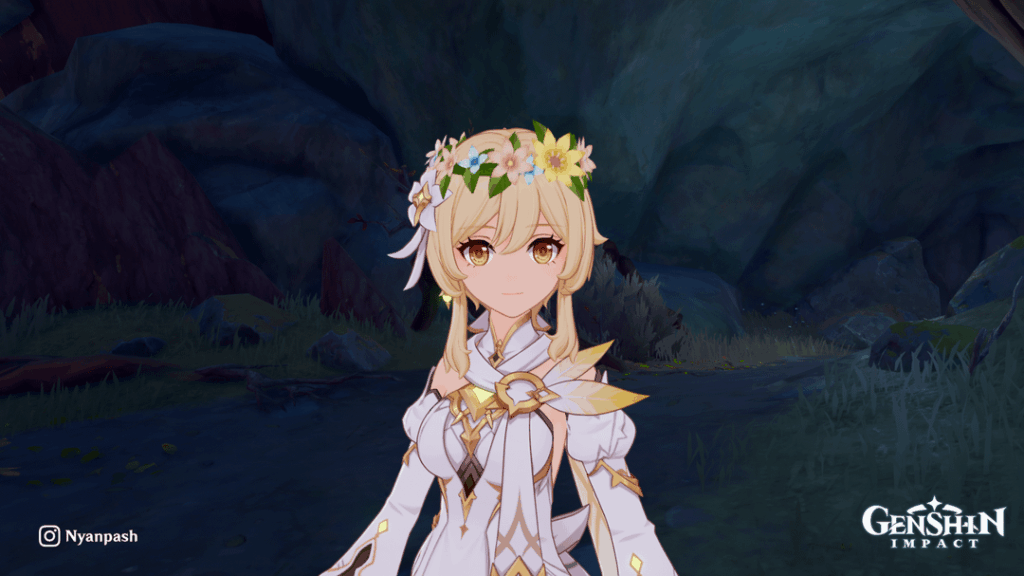 月のルーミーとフラワーガーランド