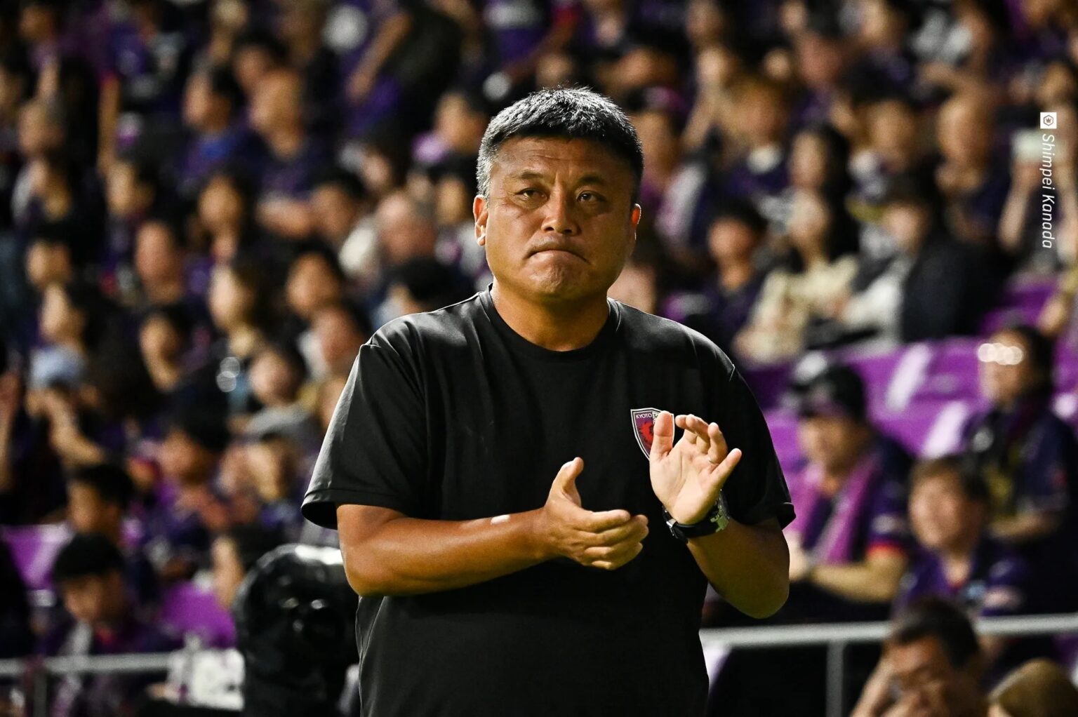 京都、曺貴裁監督のラストゲームを白星で飾る! エリアス決勝弾で長崎撃破、最終節でWEST最下位脱出 | サッカーキング 京都、曺貴裁監督のラストゲームを白星で飾る! エリアス決勝弾で長崎撃破、最終節でWEST最下位脱出 | サッカーキング