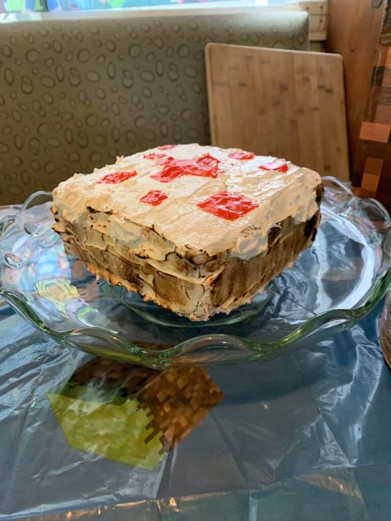 マインクラフトの誕生日ケーキ
