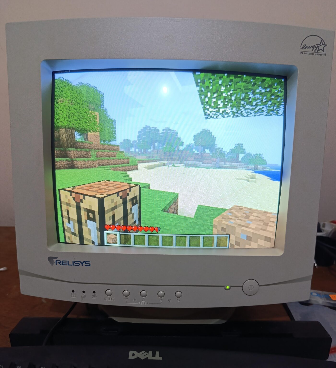 CRT 上で Minecraft が動作するようになりました