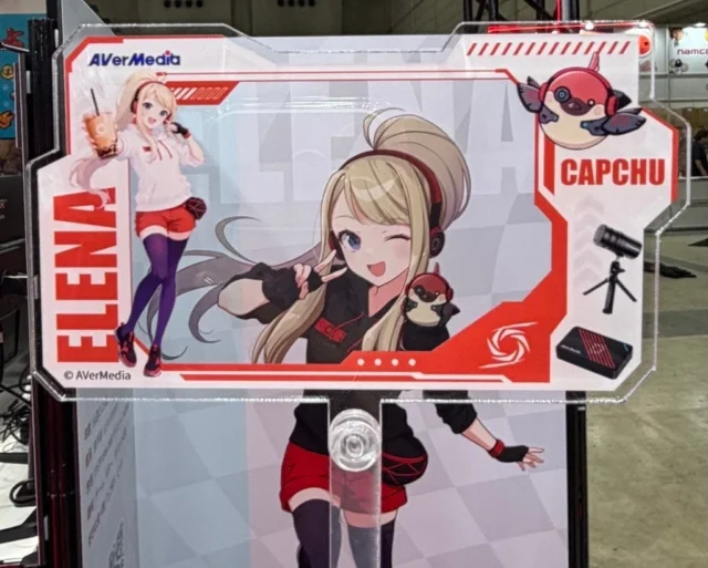 ELENAとCAPCHUをあしらったフォトプロップスパネル